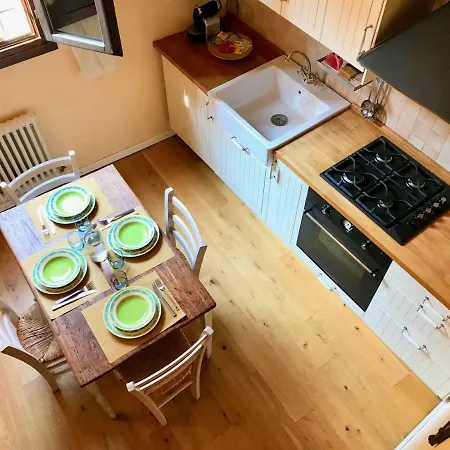 Apartament The Pianist S House In The Heart Of