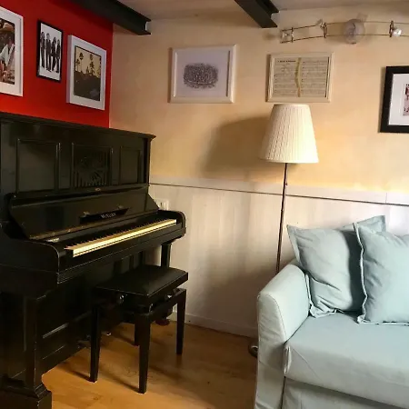 The Pianist S House In The Heart Of Bologna