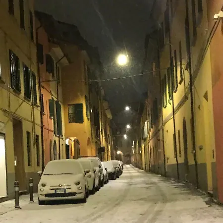 The Pianist S House In The Heart Of Apartment *