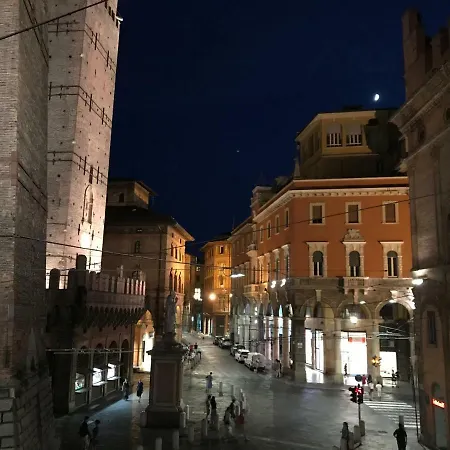 The Pianist S House In The Heart Of * Bologna