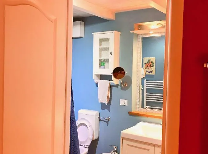 The Pianist S House In The Heart Of Lägenhet *