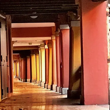 The Pianist S House In The Heart Of Lejlighed Bologna