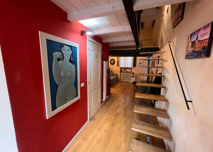 아파트 The Pianist S House In The Heart Of 볼로냐