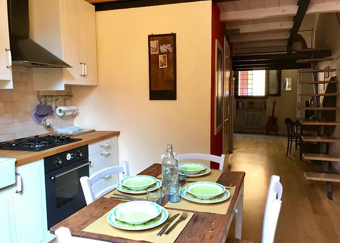 아파트 The Pianist S House In The Heart Of