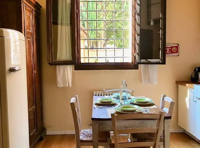 아파트 The Pianist S House In The Heart Of